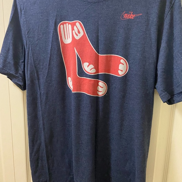 Men’s Nike shirt   Size L - Picture 2 of 2